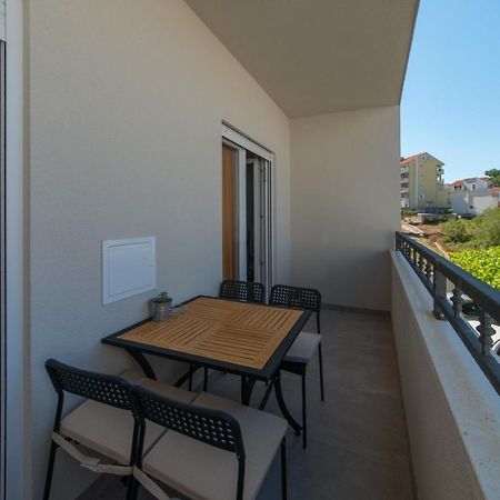 Apartmani Spiline Baska Voda Exterior photo